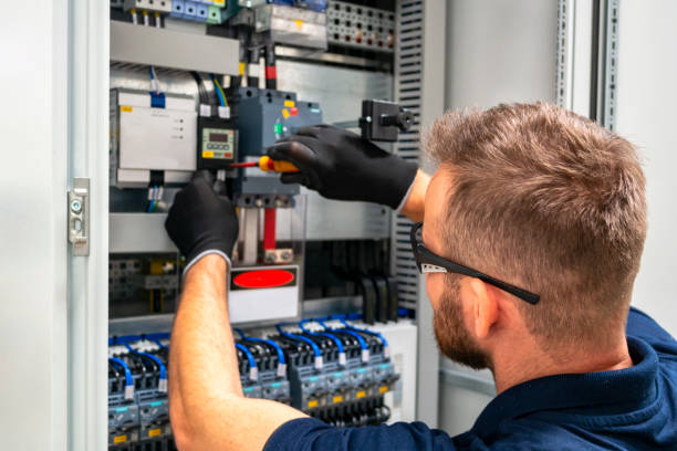 Best Electrical Contractors for Businesses  in Meadowood, PA